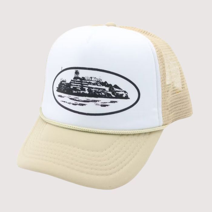 Corteiz Alcatraz Trucker Hat Creme De La Creme